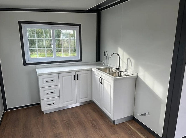 Tiny House Mobile Deluxe 2023 – StahlWorks
